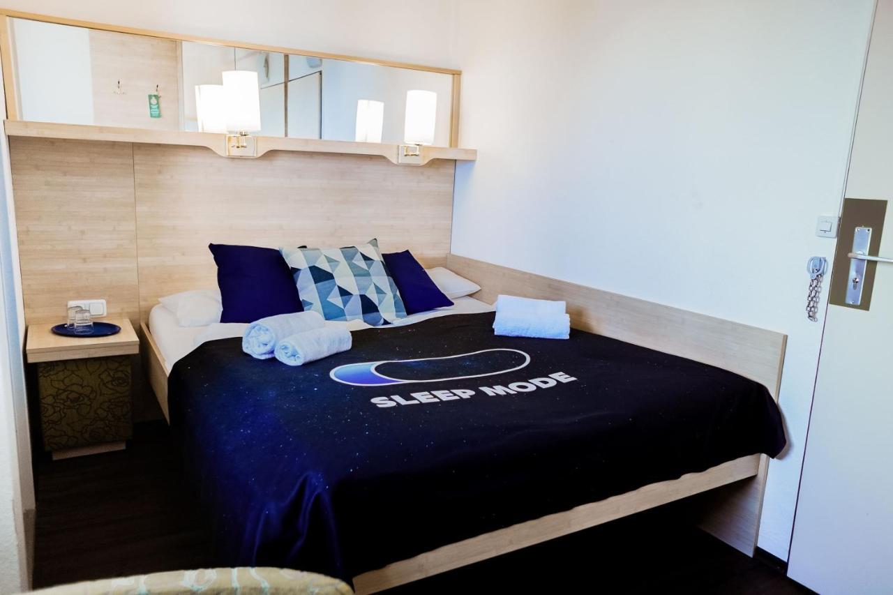 Bed and Breakfast Rcadia Gaming House à Hambourg Extérieur photo